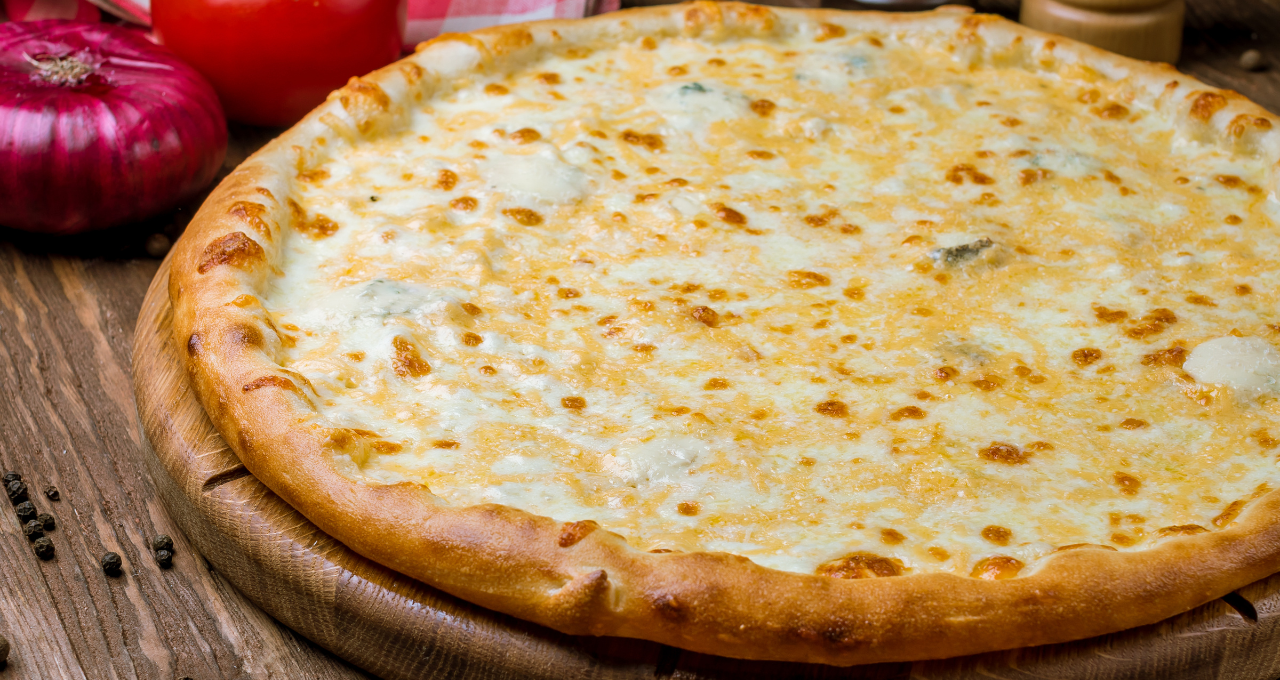 Pizza quatre fromages